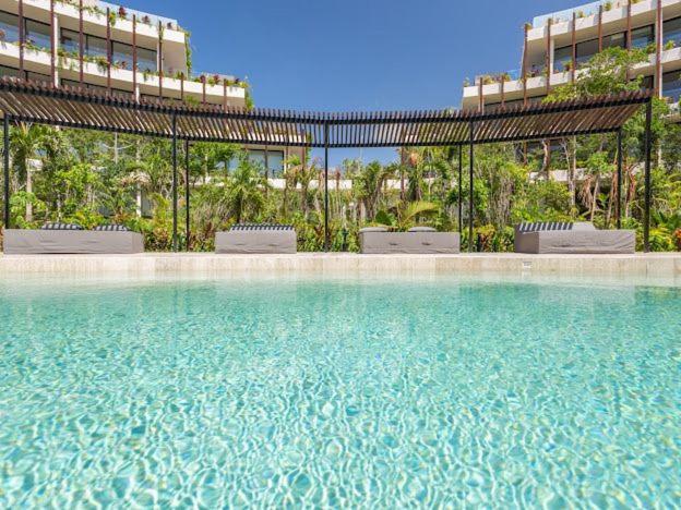 Luxury - Stunning Pool View & Amenities Apartamento Tulum